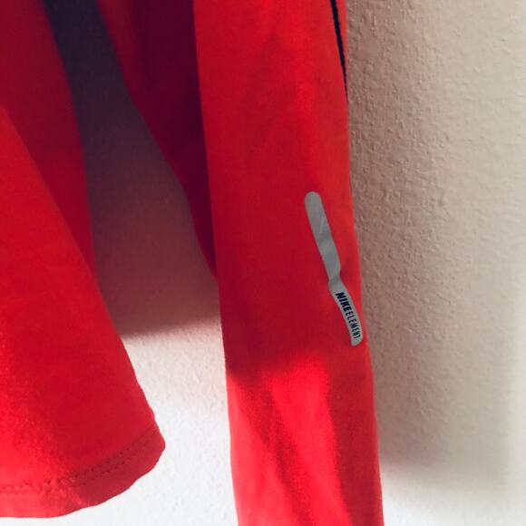 Nike Dri-Fit Half Zip Women's SZ S Workout Layering Workout Pullover - Picture 5 of 12